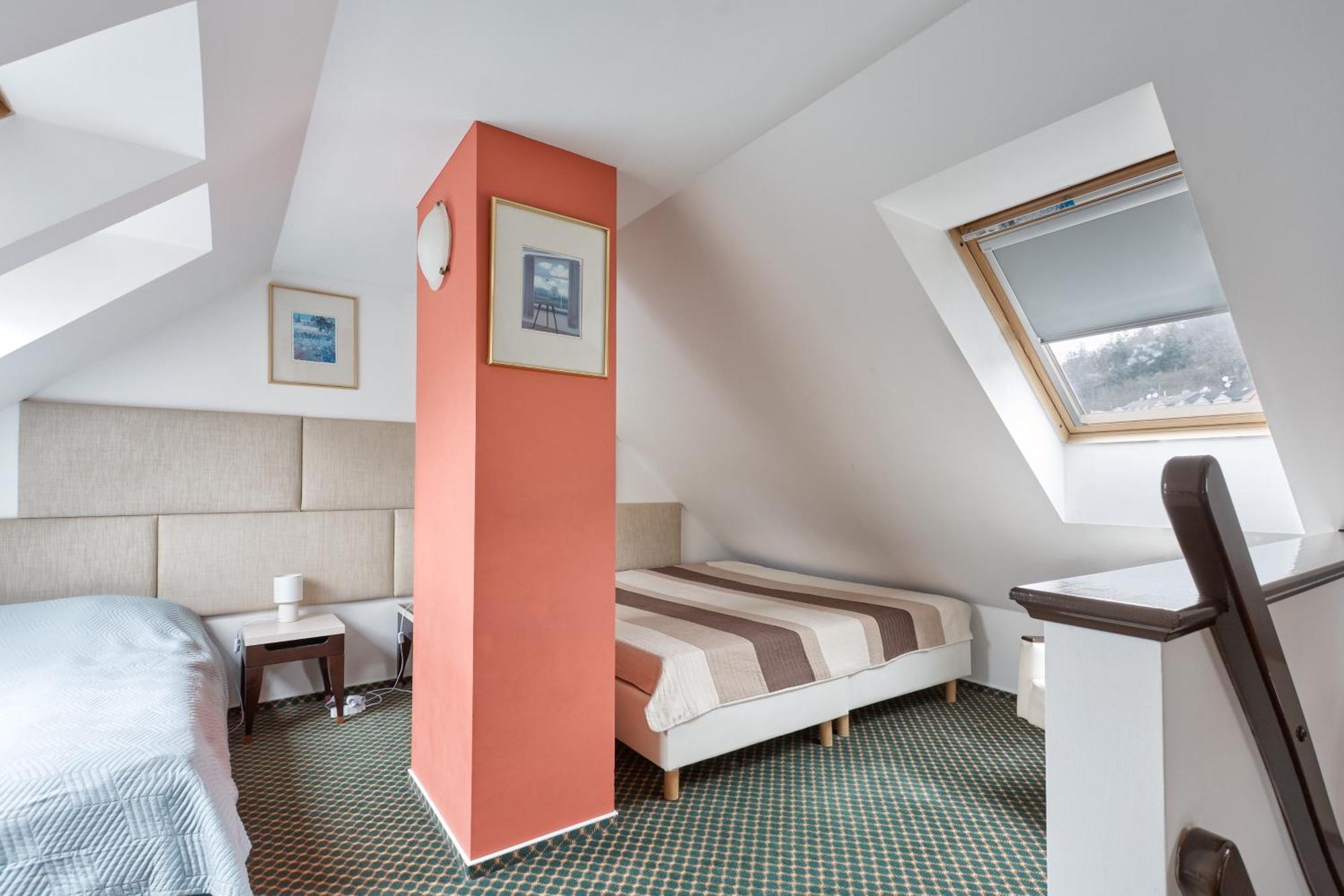 Excellent Apartments In Spa City Center 5 Min Walk From The Colonnade カルロヴィ・ヴァリ エクステリア 写真