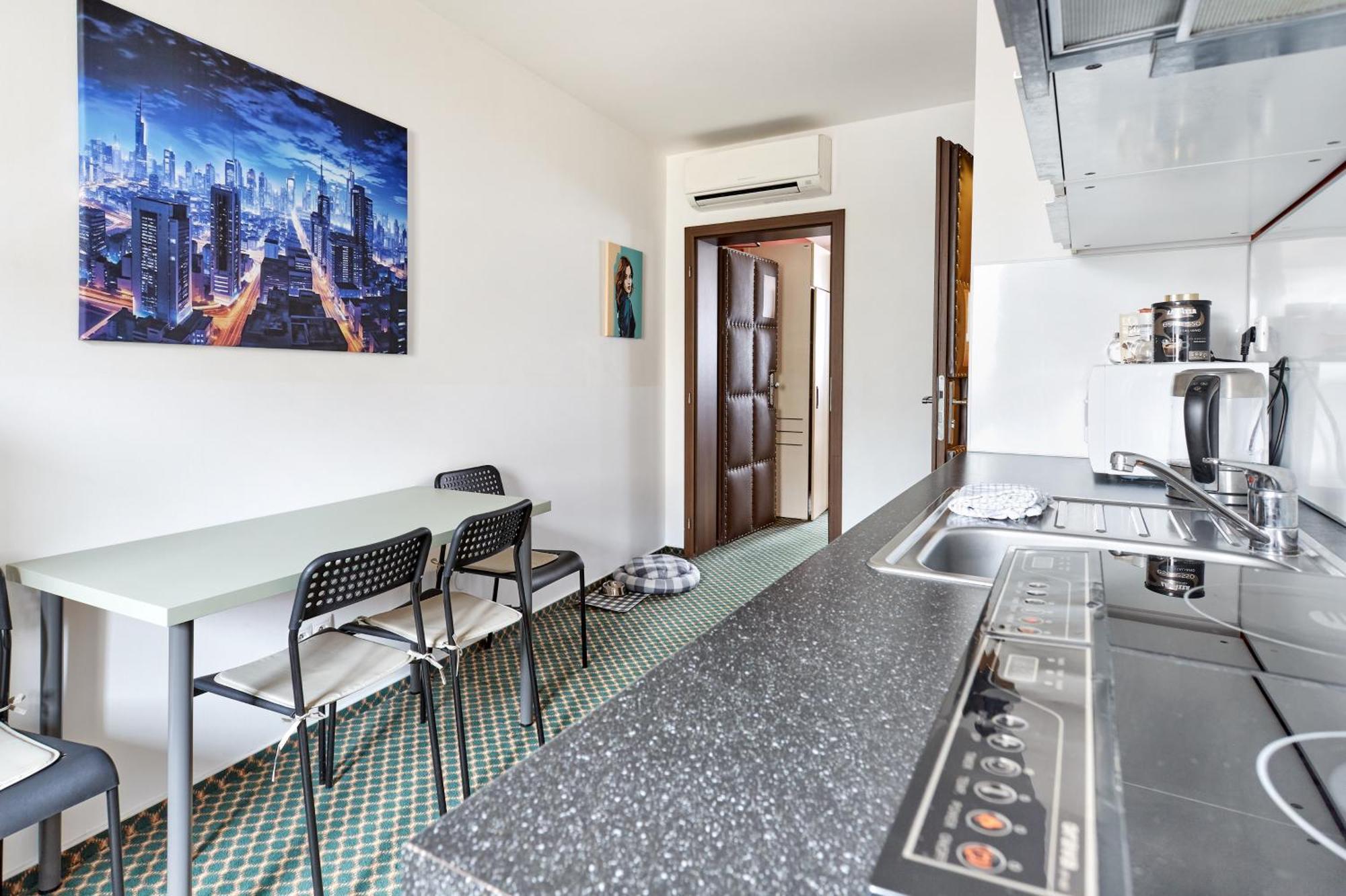Excellent Apartments In Spa City Center 5 Min Walk From The Colonnade カルロヴィ・ヴァリ エクステリア 写真