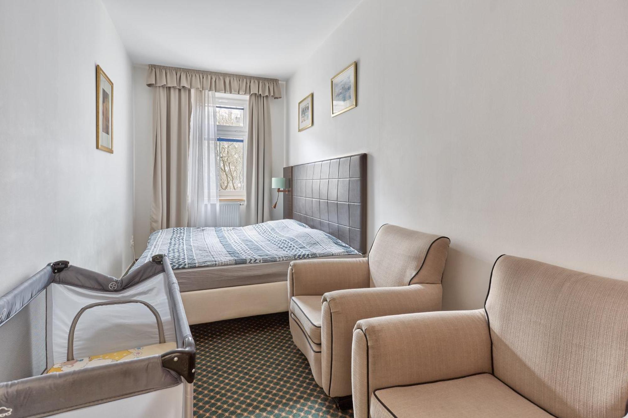 Excellent Apartments In Spa City Center 5 Min Walk From The Colonnade カルロヴィ・ヴァリ エクステリア 写真