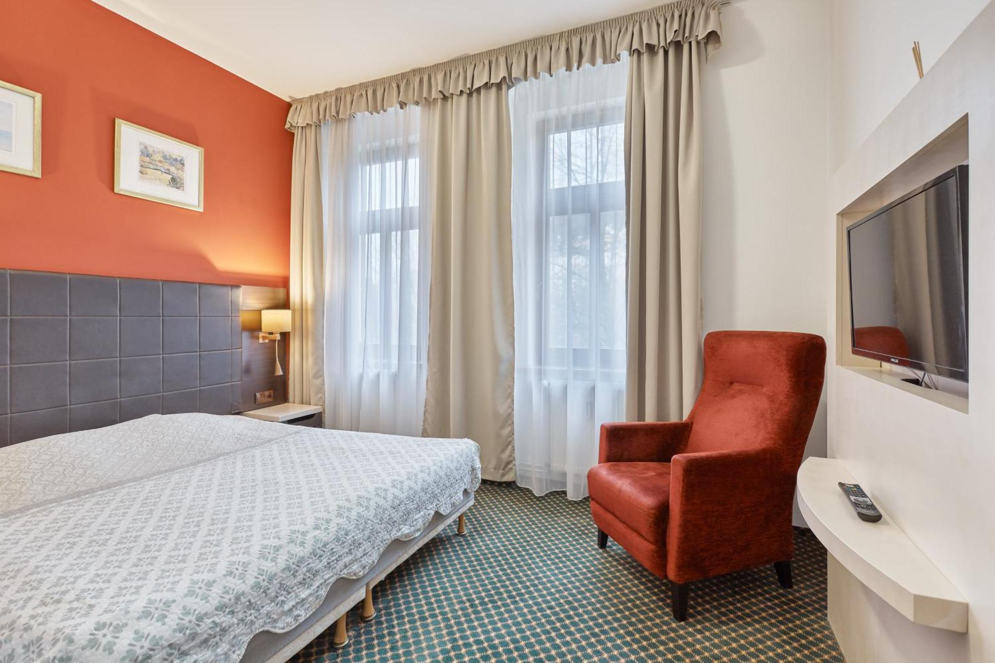 Excellent Apartments In Spa City Center 5 Min Walk From The Colonnade カルロヴィ・ヴァリ エクステリア 写真