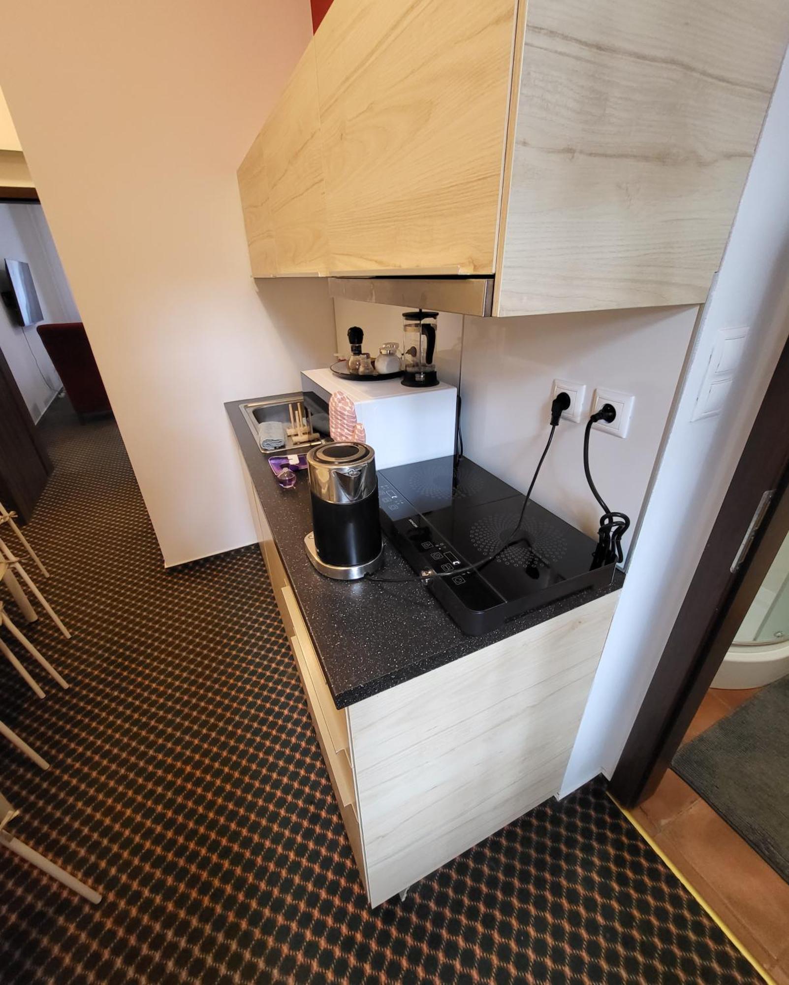 Excellent Apartments In Spa City Center 5 Min Walk From The Colonnade カルロヴィ・ヴァリ エクステリア 写真