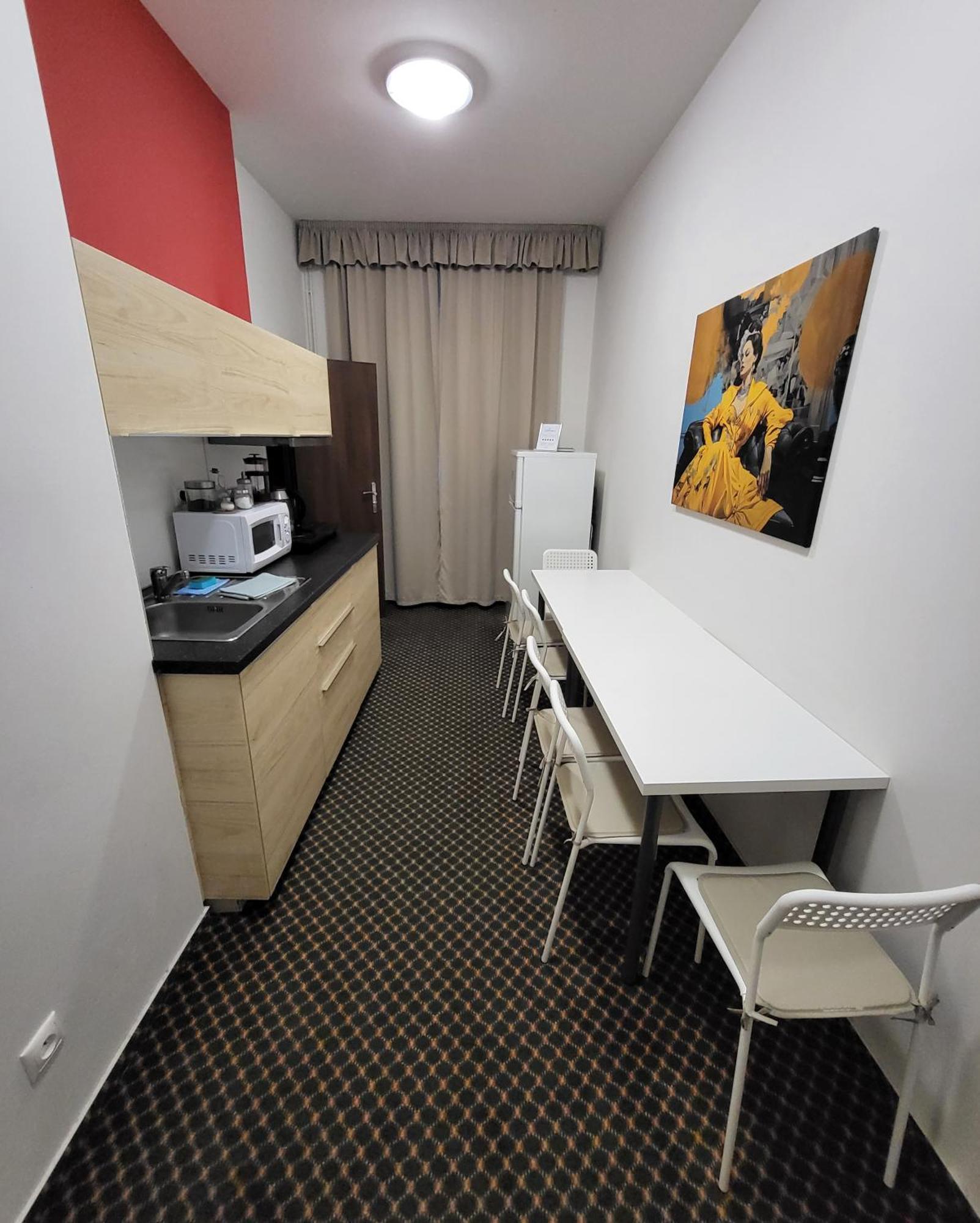 Excellent Apartments In Spa City Center 5 Min Walk From The Colonnade カルロヴィ・ヴァリ エクステリア 写真